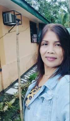 <span>Helen, 54</span> <span style='width: 25px; height: 16px; float: right; background-image: url(/bitmaps/flags_small/PH.PNG)'> </span><br><span>Cavite, Filipinas</span> <input type='button' class='joinbtn' style='float: right' value='JOIN NOW' />