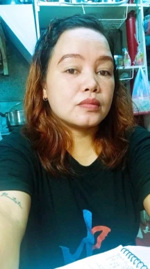 <span>Evelyn, 40</span>&nbsp;<span style='width: 25px; height: 16px; float: right; background-image: url(/bitmaps/flags_small/PH.PNG)'>&nbsp;</span><br><span>Bitangan, Philippines</span>&nbsp;<input type='button' class='joinbtn' style='float: right' value='JOIN NOW' />