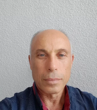 <span>Toni, 57</span>&nbsp;<span style='width: 25px; height: 16px; float: right; background-image: url(/bitmaps/flags_small/BG.PNG)'>&nbsp;</span><br><span>Sofia, Bulgaria</span>&nbsp;<input type='button' class='joinbtn' style='float: right' value='JOIN NOW' />