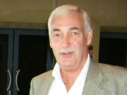 <span>Harvey, 75</span>&nbsp;<span style='width: 25px; height: 16px; float: right; background-image: url(/bitmaps/flags_small/UK.PNG)'>&nbsp;</span><br><span>London, イギリス</span>&nbsp;<input type='button' class='joinbtn' style='float: right' value='JOIN NOW' />