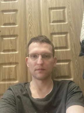 <span>Pavel, 38</span>&nbsp;<span style='width: 25px; height: 16px; float: right; background-image: url(/bitmaps/flags_small/RU.PNG)'>&nbsp;</span><br><span>Москва, Russia</span>&nbsp;<input type='button' class='joinbtn' style='float: right' value='JOIN NOW' />