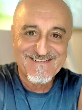 Spanish men looking for love