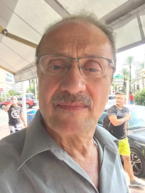 French men looking for love