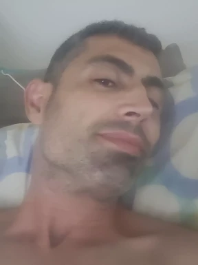 Spanish men looking for love