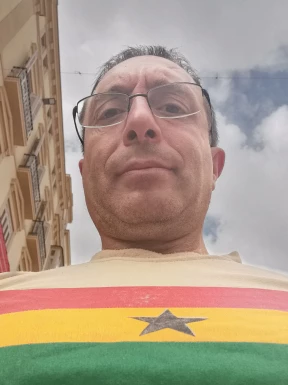 Spanish men looking for love