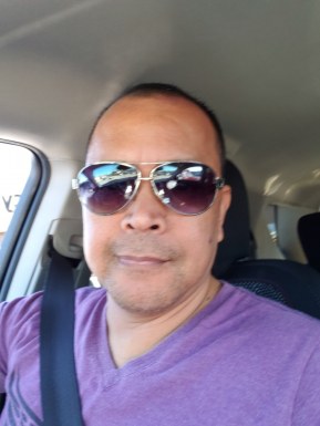 Canadian men looking for love